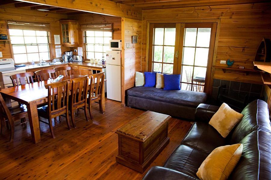 Minimbah Farm Cottages-Family Farmstay- Choose From 2 & 3 Bedroom Cottages And 6 Bedroom House Kangaroo Valley Eksteriør billede